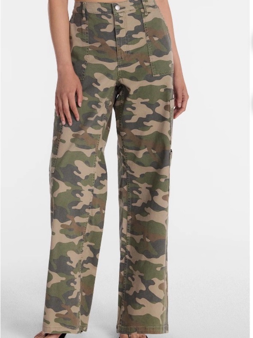 Wide Leg Camouflage Cargo Pants - Green Camo WALMART Viral camo pants sz4-6 Smal - Picture 2 of 7